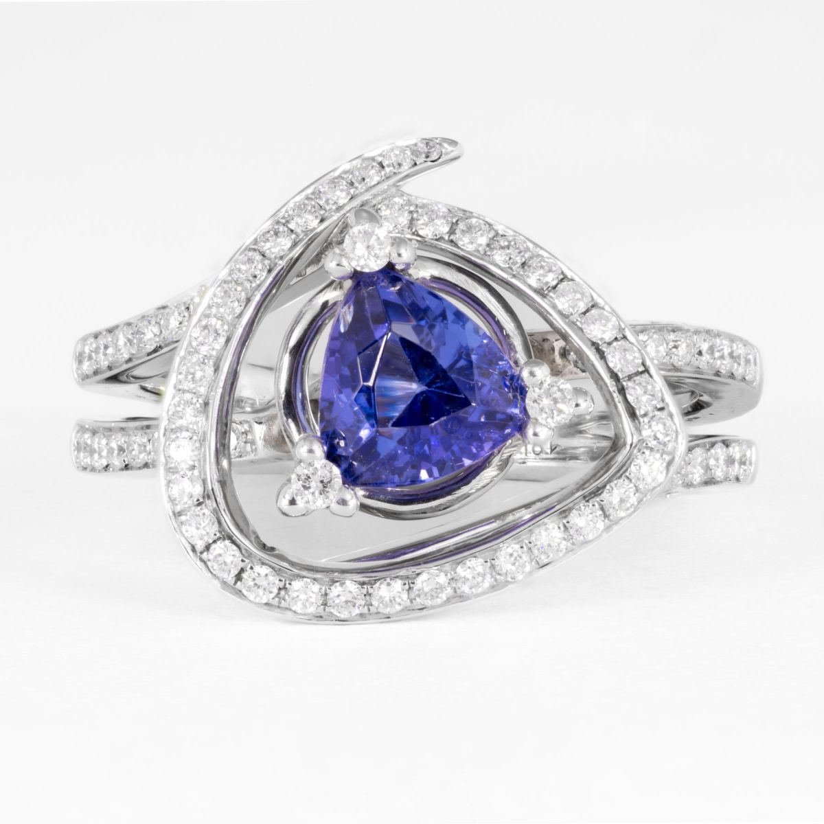 Triliant Cut Tanzanite And Diamond Ring – view 3