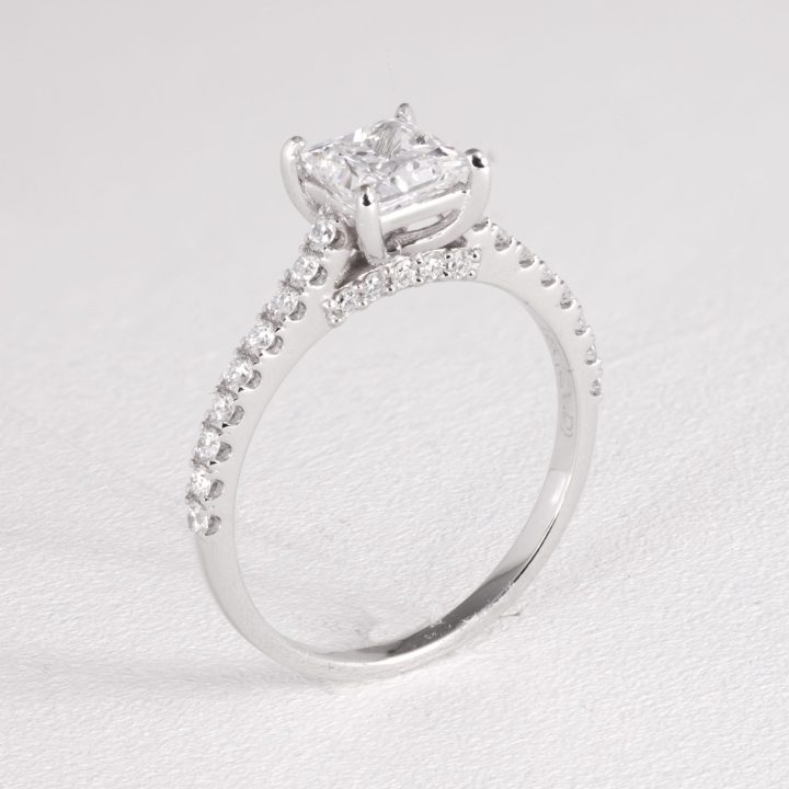 Princess Cut Diamond Engagement Ring