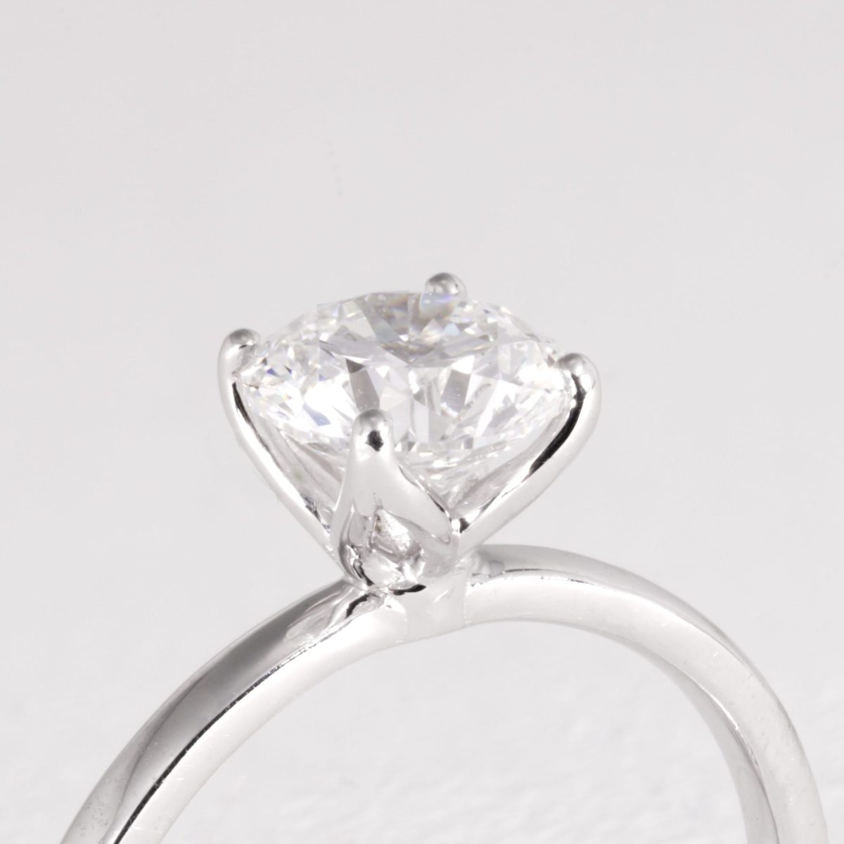 18ct White Gold Diamond 4 Claw Set Solitaire Engagement Ring – view 2